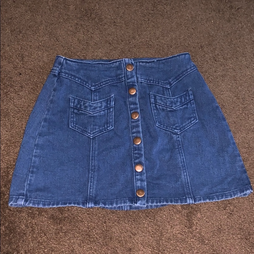 Mini skater jean skirt!